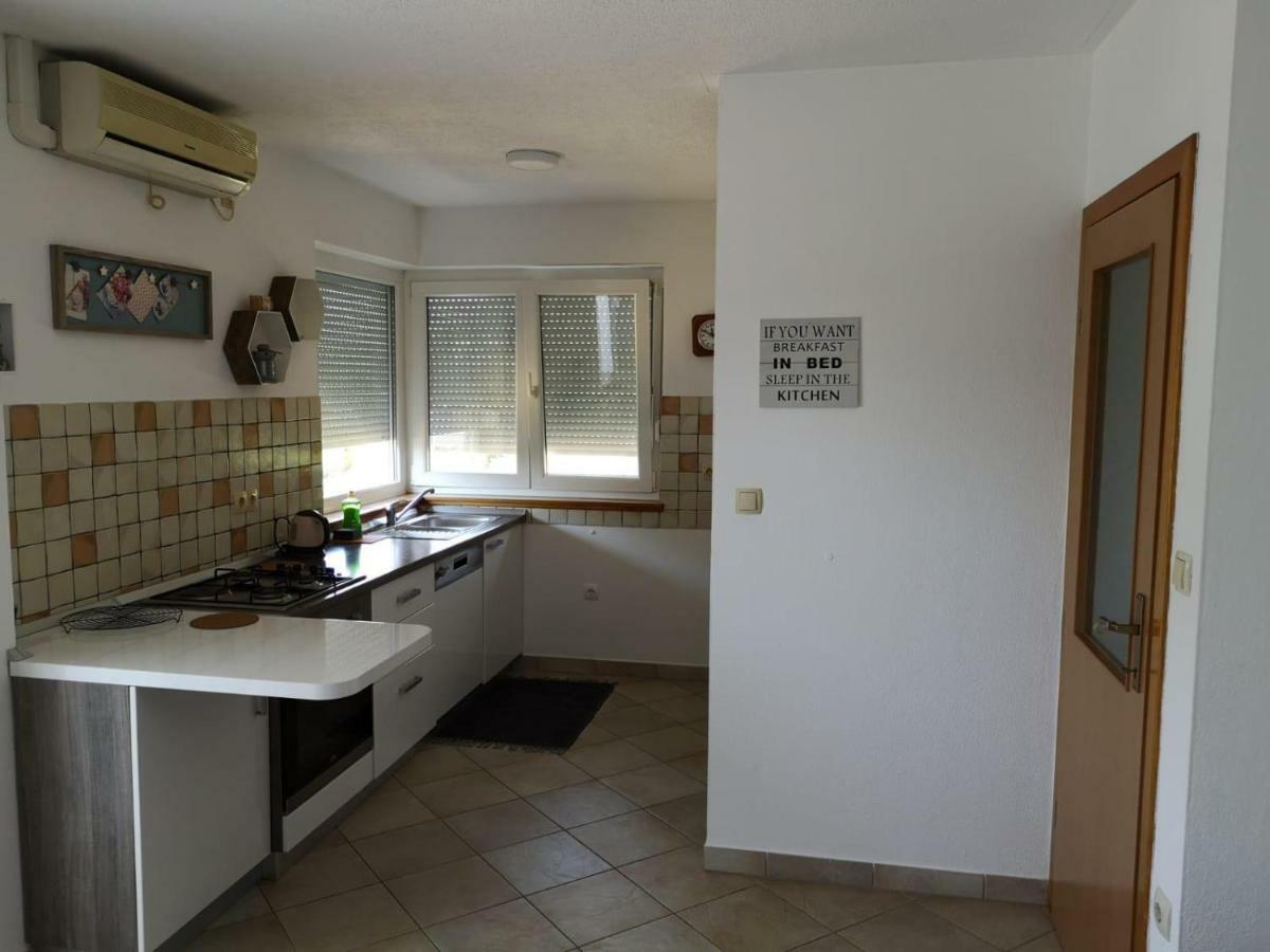 Oasis Of Peace Apartment Omiš Eksteriør billede